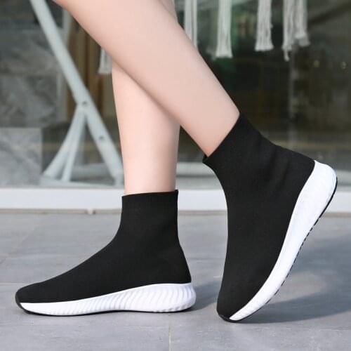 Autumn New Socks Shoes Woman Stretch Fabric Mid-Calf Casual Platform Boots Net Red Knitted Short Boots Women Plus Size Booties