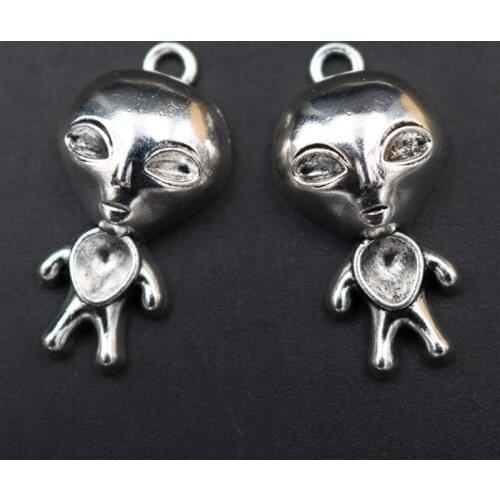 8pcs Antique Silver Color Alien Girls Pendant Necklace Bracelet DIY Charm Metal Jewelry Accessories - Gifts From Outer Space