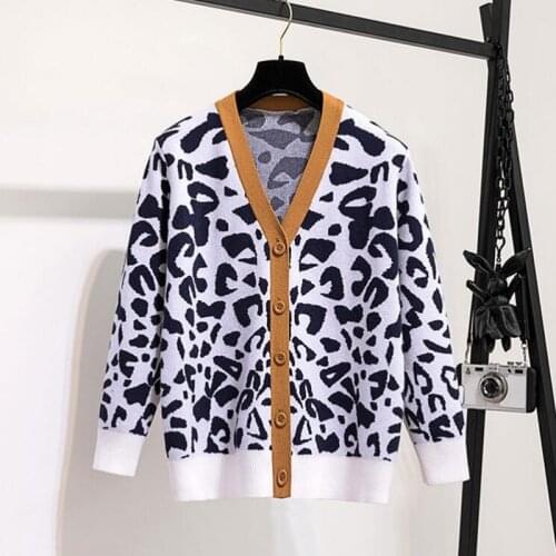 ZAWFL 2021 Autumn Vintage Leopard Print Women Knitted Sweater V-Neck Buttons Short Cardigan Casual Female Ladies Outwear