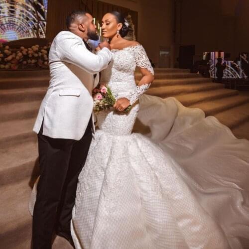 Off The Shoulder White Mermaid Wedding Dresses With Long Train Appliques Lace Sexy Bridal Wedding Gowns Full Sleeves Bridal Gown