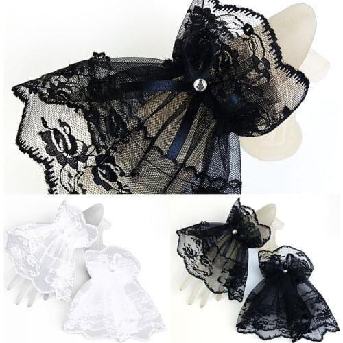Fashion Short Wrist Sleeves Classic Black Lace SunScreen Fashion Hollow Wrist Cuffs Bracelets Women Bowknot Fingerless Gloves
