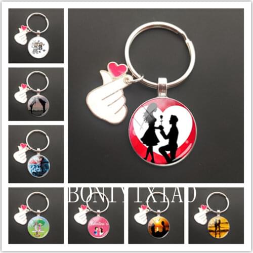 Red love heart girl glass keychain lovely girl and boy pendent keychain gift for Valentines Day