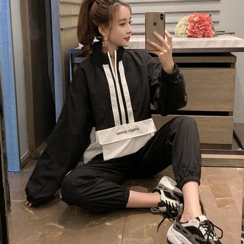 Black Sports Suit Womens 2020 New Leisure Sports Pants + Loose Sweatshirt Two Piece Suit For Reducing Age And Showing Thin
