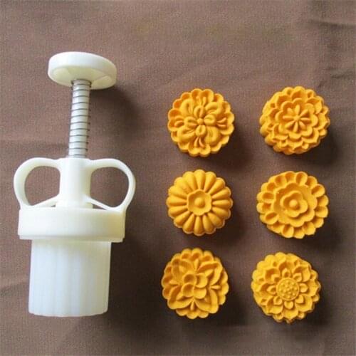 1 Set Plastic Mooncake Mold 35g Flower Stamp Cookie Cutter Mould Hand Pressure Baking