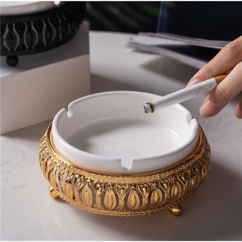 Nordic Iron Ins Hot Ceramic Ashtray Creative Home Living Room Office Desktop Decoration Cigarette Cylinder Ornaments