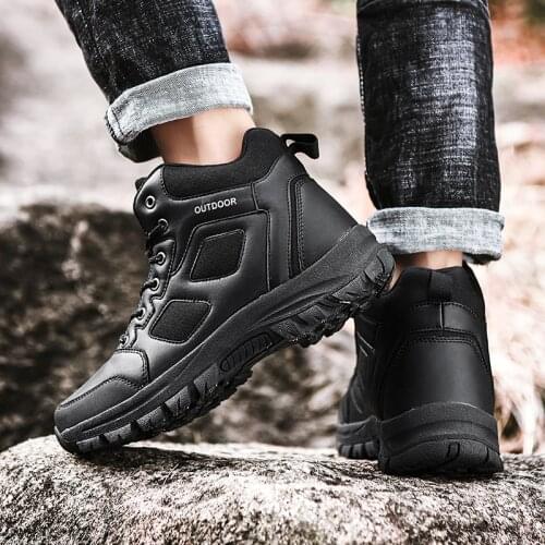 Mens Boots High-top Ultralight Breathable Combat Boots Outdoor Hiking Comfortable Shoes Tactical Boots Men Desert Boots Male