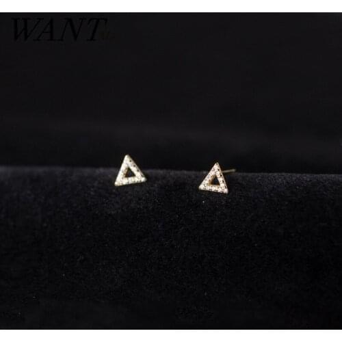 WANTME 925 Sterling Silver Chic Triangle Crystal Zircon Small Stud Earrings for Women Fashion Simple Party Teen Korean Jewelry