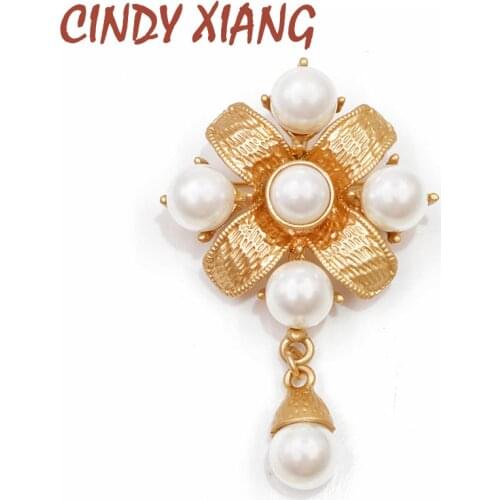 CINDY XIANG Gold Color Metal Cross Brooch Pearl Pins Baroque Style Vintage Fashion Jewelry Antique Elegant Accessories Good Gift