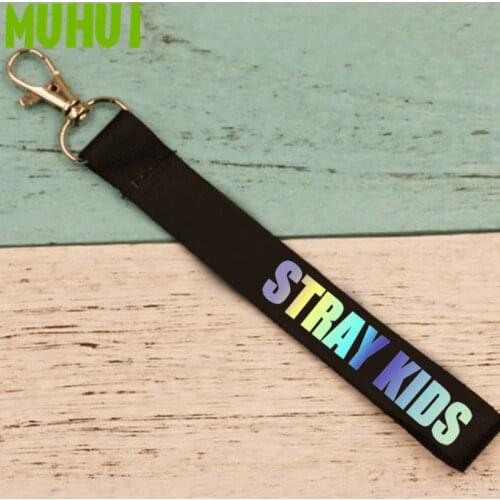 Kpop Stray Kids SEVENTEEN Monsta x Album Nylon KeyChain Discoloration Name Key Chain Car Jewelry Chaveiro Llaveros 19552