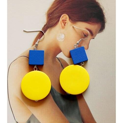 Strength creative earrings Korea 2021 new hit color geometric wooden fashion earrings handmade tassels