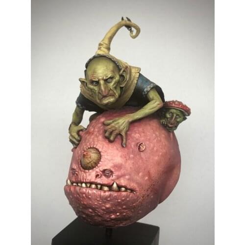 About 8 cm) Resin Figure Model Kit Unassambled Unpainted BUST566