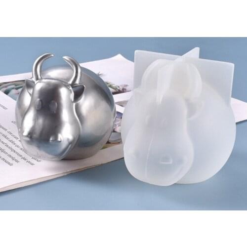 Crystal Epoxy Resin Mold 3D Cow Mascot Desktop Ornaments Casting Silicone Mould A0NF