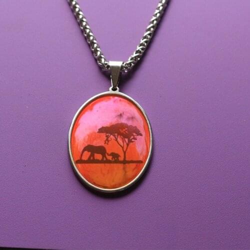 1pcs stainless steel elephant necklace Animal lovers pendant handmake resin elephant jewelry girl gift