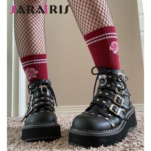 SaraIris Brand New Womens Street Boots Buckle Lace Up Zipper Heart Decoration Platform Women Boots INS Casual Punk Goth Shoes