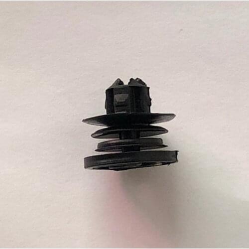 Car Door Plate Interior Fastener Clip Trim Buckle For VW Passat Golf Jetta Bora Superb LEON IBIZA/ST CORDOBA/VARIO OE:3B0868243