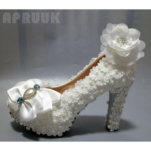 Lace pumps shoes woman handmade luxury plus size 34-42 butterfly-knot flower pearls bridal wedding pumps shoes