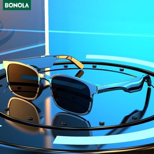 BONOLA Closed-back Headphones