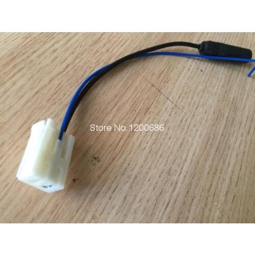 Antenna plug adapter for Kamimizu Highlander RAV4 corolla Toyoda Vios CD RADIO Reiz