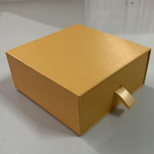 Yellow Box usd0.65