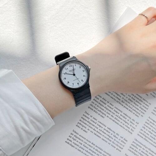 Classic Sports Watch Women Black White Rubber Quartz Watch Teenage Student Watch Men Clock Zegarek Damski Montre Femme Drop Ship