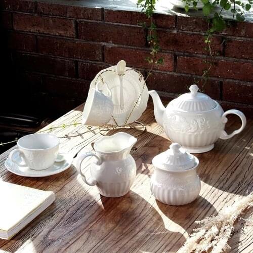 European Palace Embossed Leaf Pattern White Ceramic Coffee Tea Set Restaurant Household Bone China Coffee Pot Cup Toffee Jar