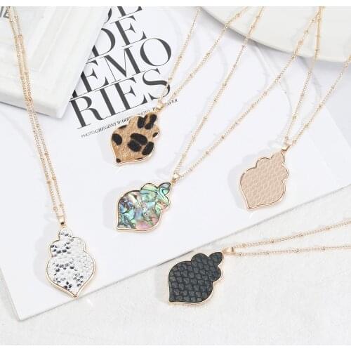 Fashion Abalone Shell Paper Leopard Snakeskin Woven Pattern Pendant Necklace Long Chain Sweater Dress Necklace Geometric Jewelry