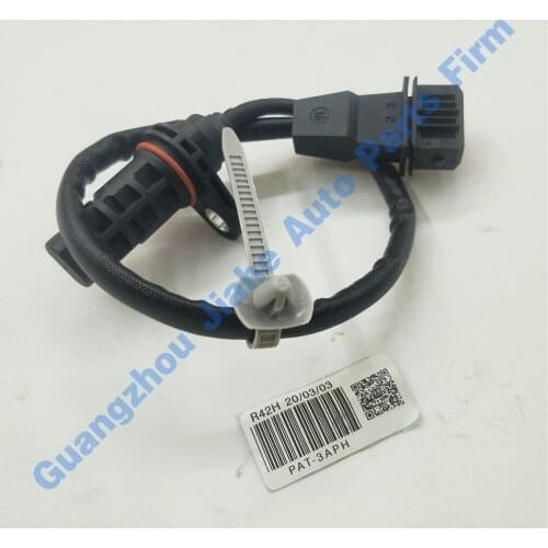 PAT Crankshaft Position Sensor For Hyundai Kia 2.0/2.4L 39180-25300 39180-25200