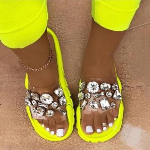 Fashion Trendy Transparent Slides Low Heel Summer Slippers Women Cool Rhinestone Decorating Shoes