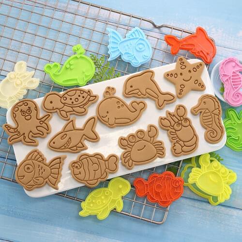 Ocean Animal Cartoon Cookie Mold Household Cookie Cutter Plunger Baking Accessories 3D Cute Fish Shaped Biscuit DIY Fondant Mold