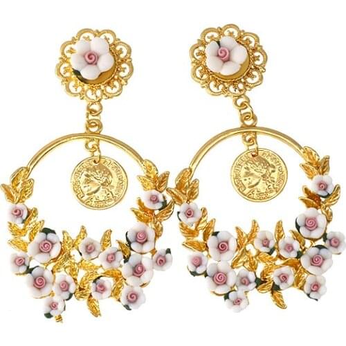 Fashion exaggerated metal earring female vintage magnetic flower drop earrings elegant retro baroque big Round Ear jewelry