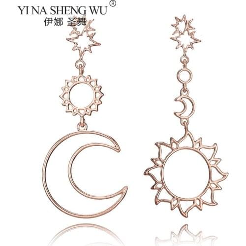 Korean Version Fashion New Earrings Simple Sun God Moon Asymmetric Exaggeration Earrings Ladies Wholesale Jewelry Accessories