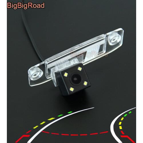 BigBigRoad Car Intelligent Dynamic Tracks Rear View CCD Camera For KIA Opirus / Amanti / Ceed / Carens / Rondo Sorento 2007-2015