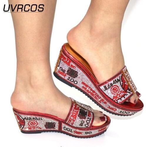 Latest Design African Women Wedding Shoe Clear Rhinestone Heels 2021 Fashion Women Ladies Shoes and Slipper Nigerian Party Pumps