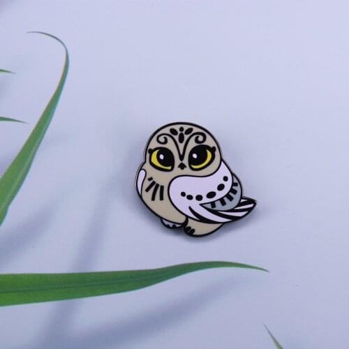 Hedwig Owl enamel pin fans gift