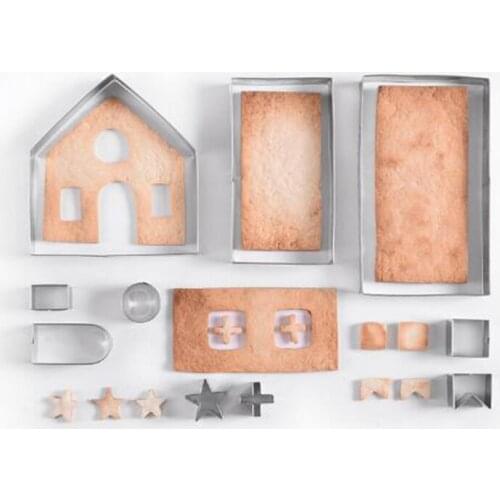 Kitchen baking mold 3D stainless steel biscuit mold Christmas Gingerbread House suitable for parents and children DIY production