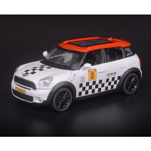 1/32 MINI BMW Alloy Car Model Metal Die Cast Car Toys For Children Sound Light Pullback Country Man Car Model Kids Boys Gifts