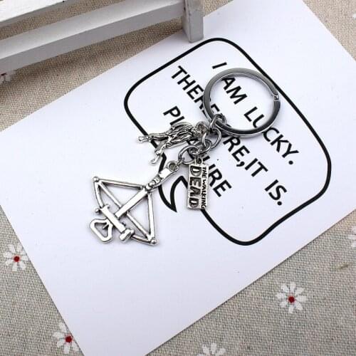 New Fashion Keychain The Walking Dead Pendants DIY Men Jewelry Car Key Chain Ring Holder Souvenir For Gift Bow And Zombie