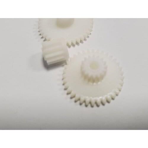 Gear for Philips AR108 cassette deck tape recorder