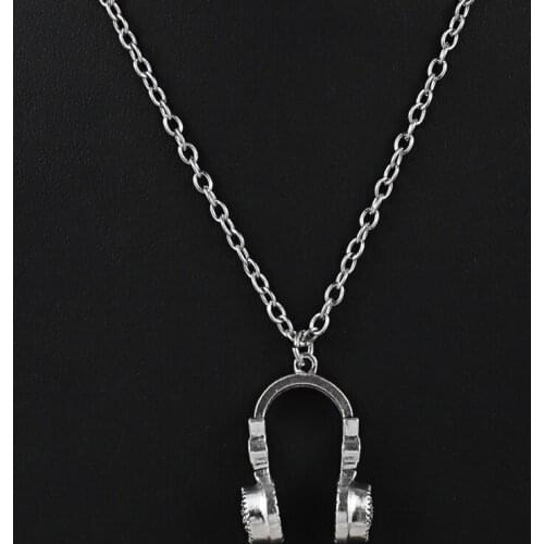 Hip-pop Rock Punk Cool Style 3D Headphone Pendant Necklace Headset Heavy Metal Necklaces For Women Men Goth Jewellery Gifts