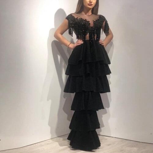 Modern Black Tiered Skirt Prom Dresses Cap Sleeve Tassel Ruffles Arabic Formal Gown Floor Length Satin Party Dress