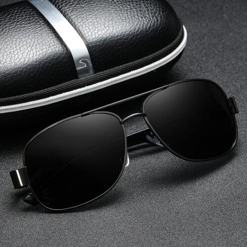 Vintage Polarized Sunglasses Men Women Driving Fishing Sun Glasses Eyewear Shades Metal Frame Square Aviation UV400