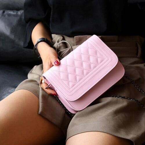2021 New Summer Womens Small Fragrance Style Version of Lingge Chain Small Casual Bag Shoulder Messenger Bag Crossbody Bag