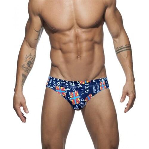Quick Dry Summer Sport Beach Wear Low Waist Swimwear With Pad Swim Briefs New Printed Men Swimming Trunks Sexy Swimwear 4 Styles