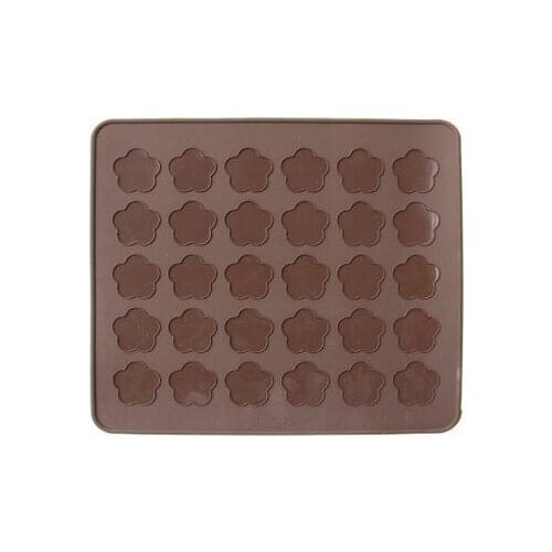 30-hole Small Cherry Blossom Baking Mat Size: 10*11.2inch; Unit Length: 1.22-1.45inch Brown