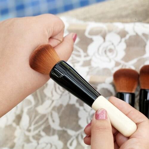 2021 Makeup Powder Foundation Blush Brush Mineral Powder Foundation Brush Blender Dense Full Coverage Face Foundation Brush Tool