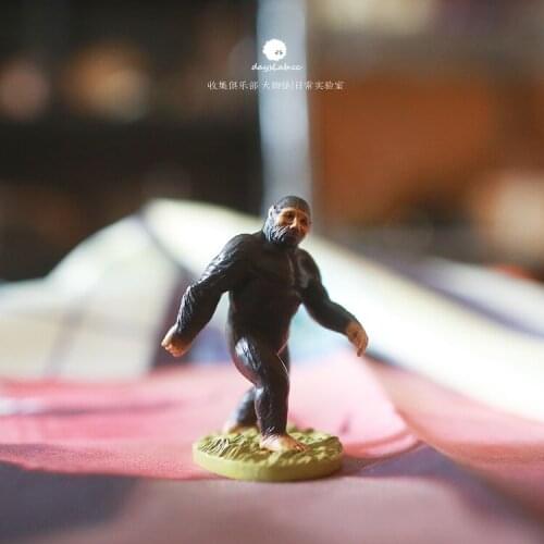 Resin figure model toy Mysterious Savage