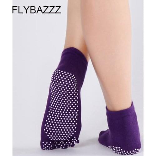 1 Pair Women Professional Toeless Yoga Socks Open Toe Peep Toe Yoga Socks Girls Anti-Slip Silicon Half Five Fingers Cotton Socks
