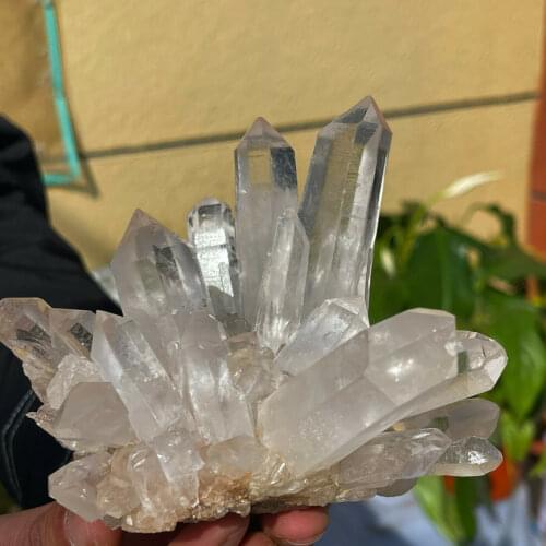 NATURAL PRETTY TRANSPARENTQUARTZ CRYSTAL CLUSTER