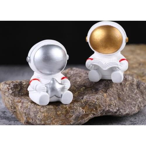 Mini Space Man Model Miniatures Figurines Resin Cosmonaut Model Figurine Miniatures room decoratione Table Ornement Home Decor
