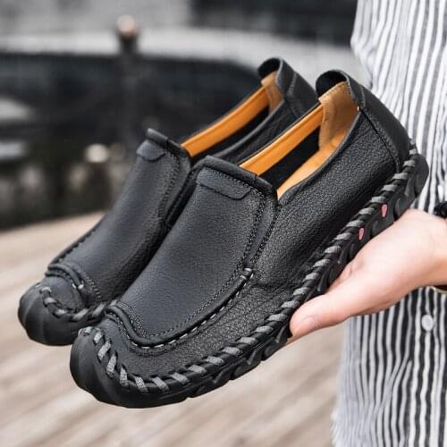 Brand Fashion Summer Style Soft Moccasins Men Loafers High Quality Genuine Leather Shoes Men Flats Driving Shoes